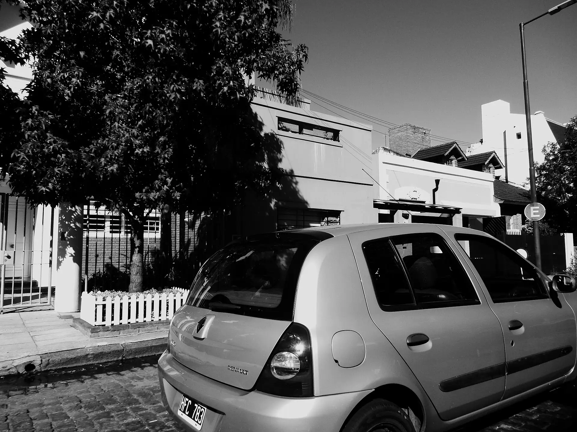 A residential facade in Belgrano