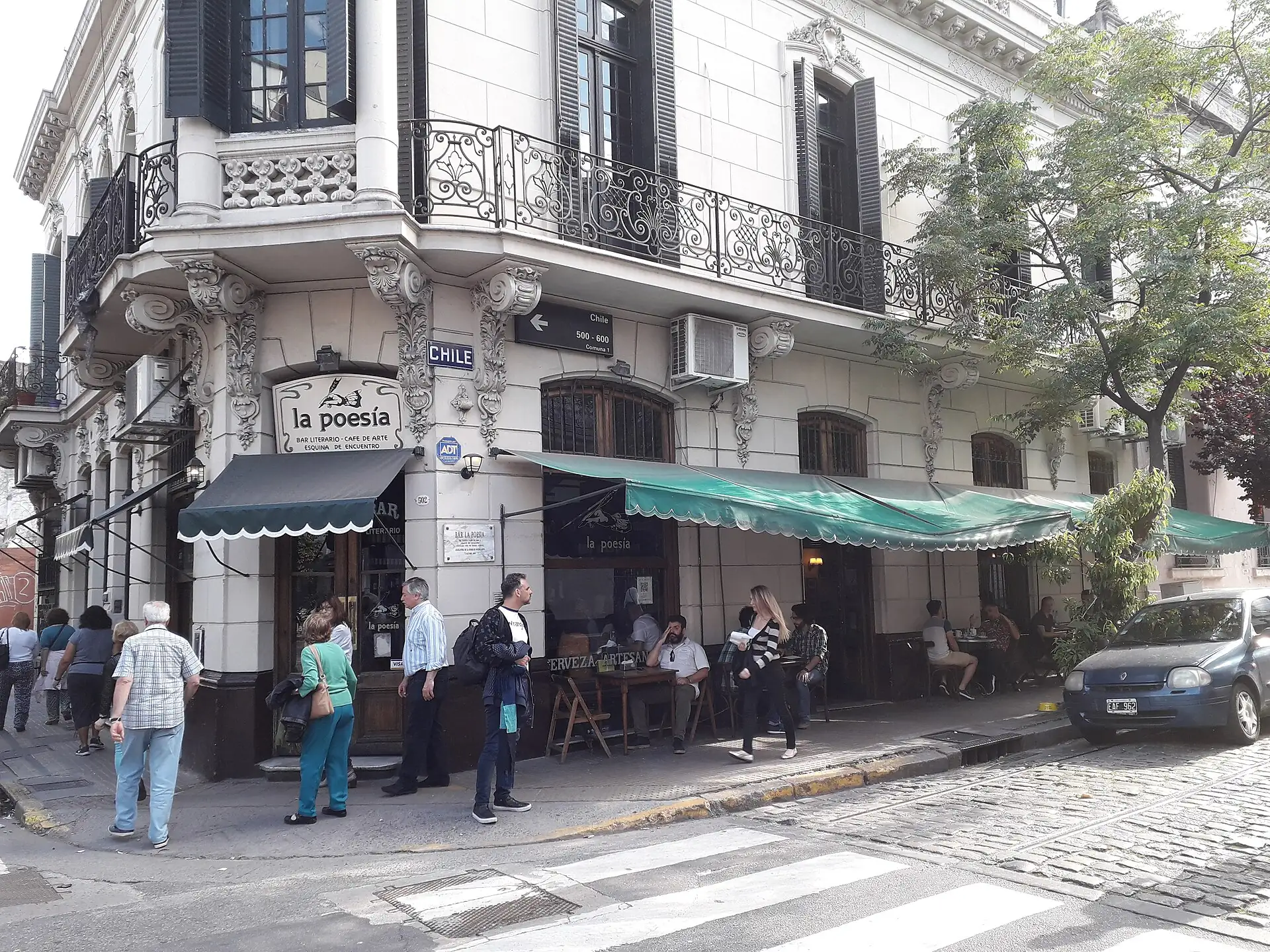 A San Telmo cafe facade